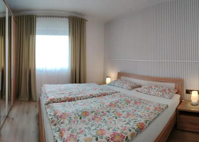 Gemuetliche Am Wald *